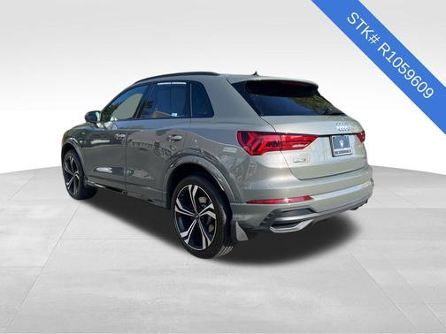 2024 Audi Q3 45 S line Premium