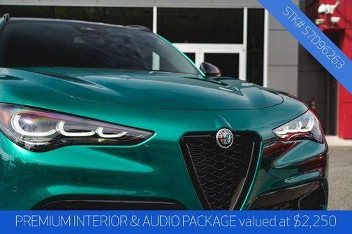 2025 Alfa Romeo Stelvio Base