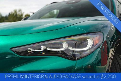 2025 Alfa Romeo Stelvio Base