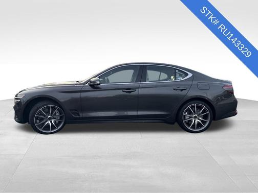 2024 Genesis G70 2.5T