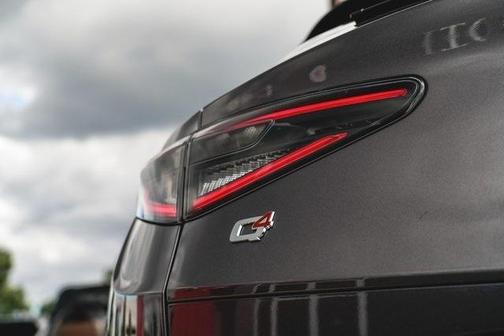 2025 Alfa Romeo Stelvio Base
