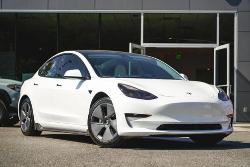 2021 Tesla Model 3 Standard Range Plus