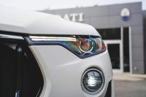 2023 Maserati Levante Modena