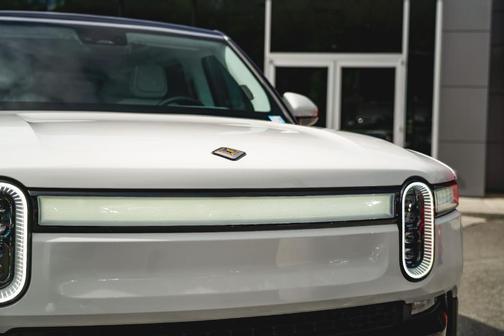 2023 Rivian R1S Adventure Quad Motor Large Pack