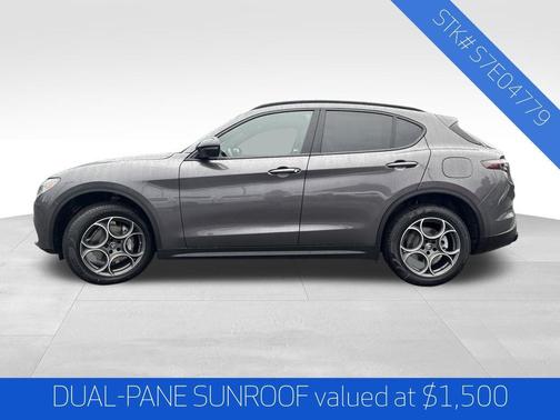 2025 Alfa Romeo Stelvio Base