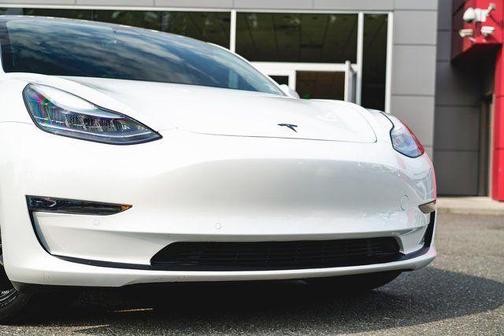 2020 Tesla Model 3 Standard Range Plus