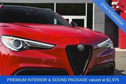 2022 Alfa Romeo Stelvio Veloce