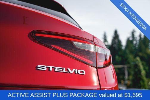 2022 Alfa Romeo Stelvio Veloce