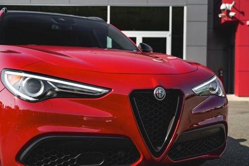 2022 Alfa Romeo Stelvio Veloce