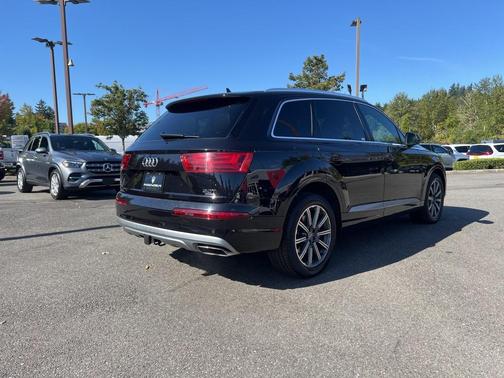 2017 Audi Q7 3.0T Premium Plus