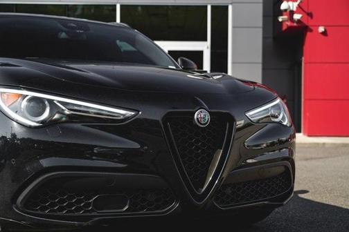 2022 Alfa Romeo Stelvio Veloce