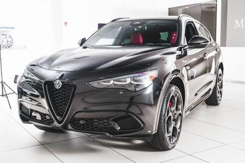 2025 Alfa Romeo Stelvio Veloce