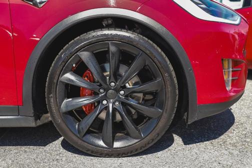 2016 Tesla Model X P90D