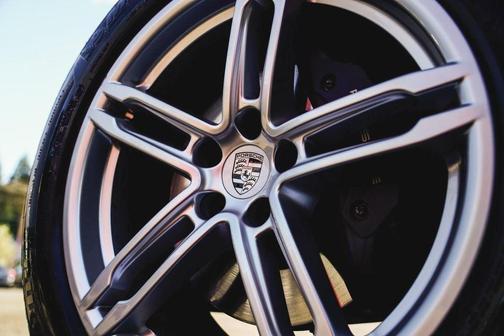 2024 Porsche Macan Base