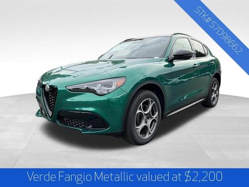 2025 Alfa Romeo Stelvio Base