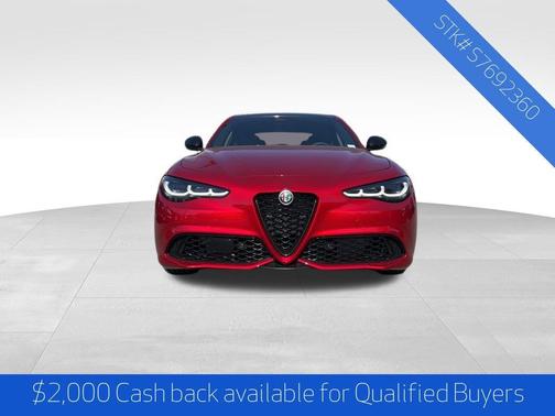 2025 Alfa Romeo Giulia Intensa