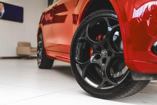 2025 Alfa Romeo Stelvio Special Edition