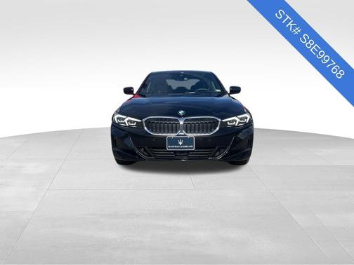 2025 BMW 330 i xDrive