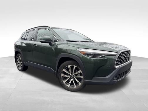 2022 Toyota Corolla Cross XLE