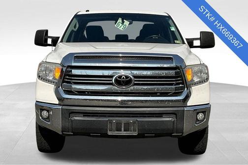 2017 Toyota Tundra SR5