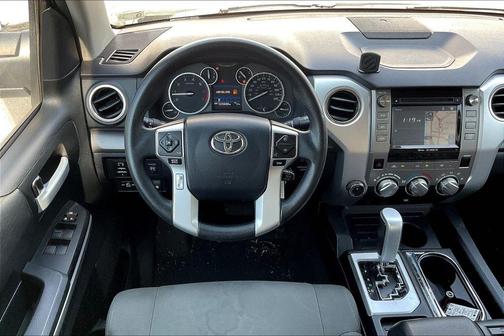 2017 Toyota Tundra SR5