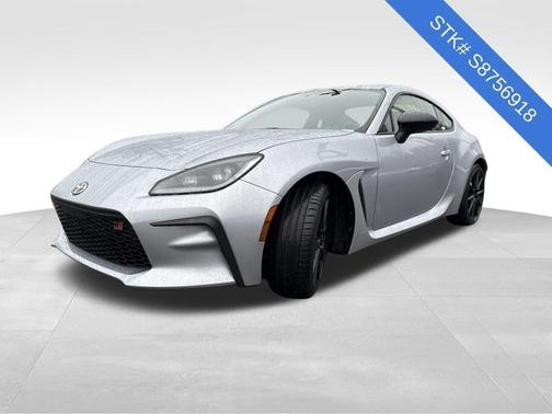 2025 Toyota GR86 Premium