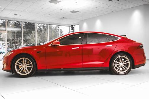 2013 Tesla Model S Base