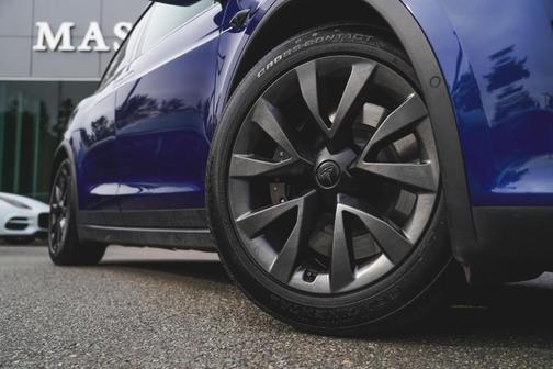 2022 Tesla Model X Base