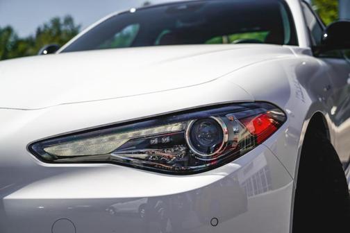 2022 Alfa Romeo Giulia Veloce
