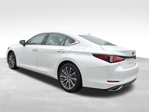 2021 Lexus ES 350 Base