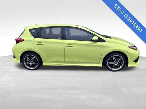 2016 Scion iM Base