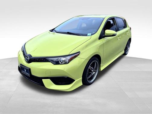 2016 Scion iM Base