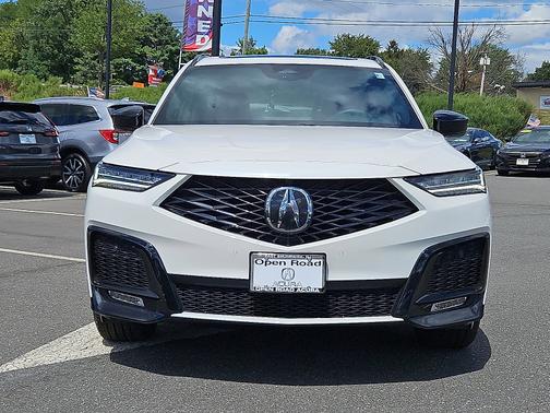 2025 Acura MDX 