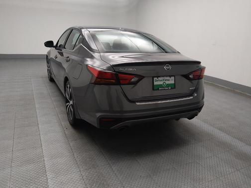 2022 Nissan Altima SR VC-Turbo FWD