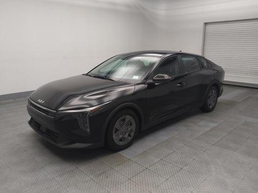 Aurora Black Pearl 2025 Kia K4 LX