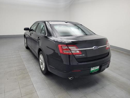 2015 Ford Taurus SEL