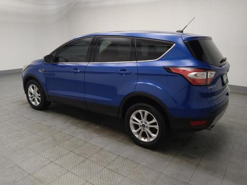 Ruby Red Metallic Tinted Clearcoat 2017 Ford Escape SE