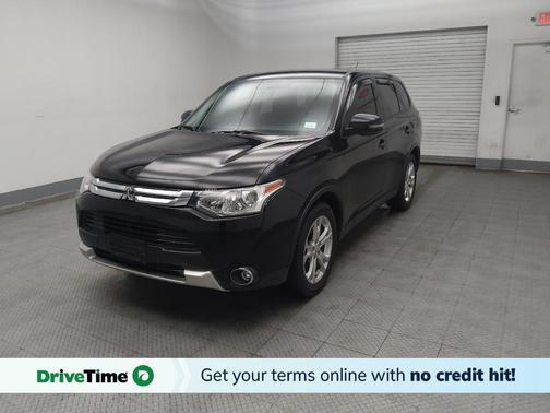 Labrador Black Pearl 2015 Mitsubishi Outlander SE