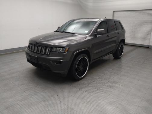 2019 Jeep Grand Cherokee Altitude