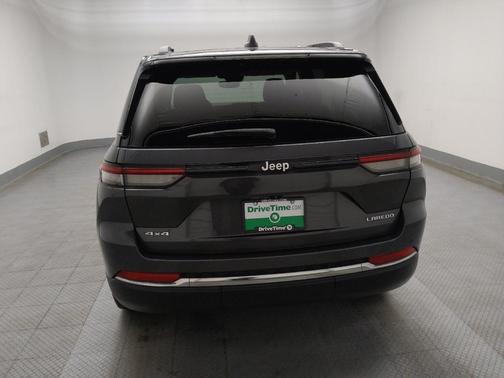 2022 Jeep Grand Cherokee Laredo