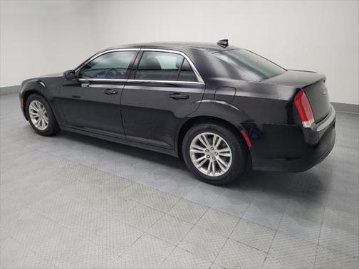 2017 Chrysler 300 Limited