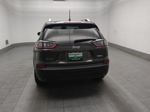 Gray 2021 Jeep Cherokee Latitude Plus