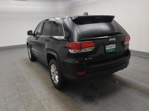 2022 Jeep Grand Cherokee Laredo