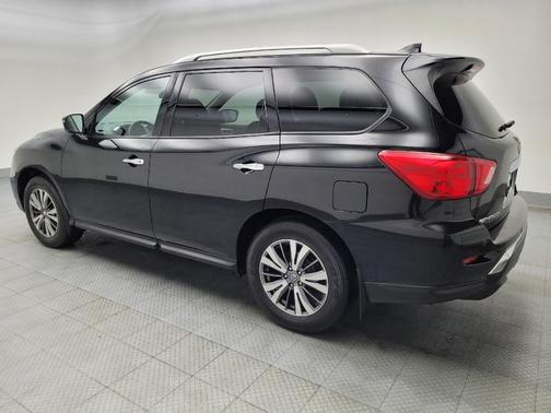2019 Nissan Pathfinder S