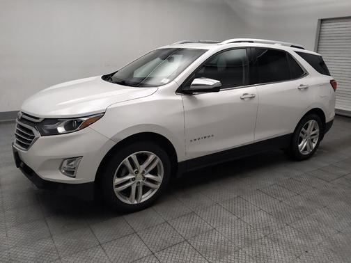 White 2018 Chevrolet Equinox Premier