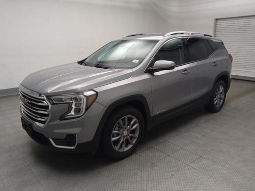 Sterling Metallic 2023 GMC Terrain SLT