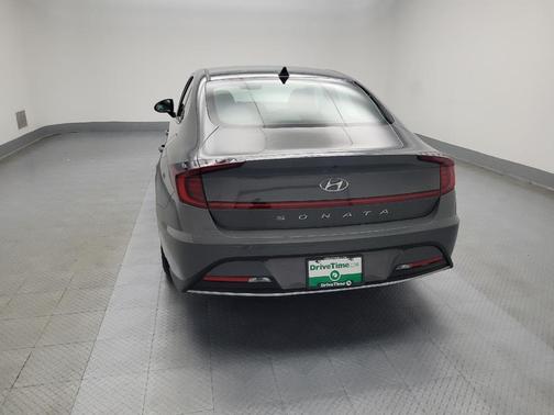 2022 Hyundai SONATA SE