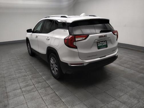 Summit White 2023 GMC Terrain SLT