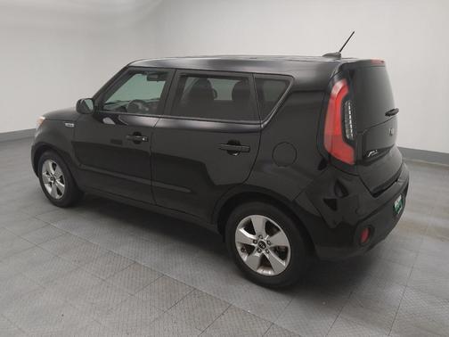 2017 Kia Soul Base