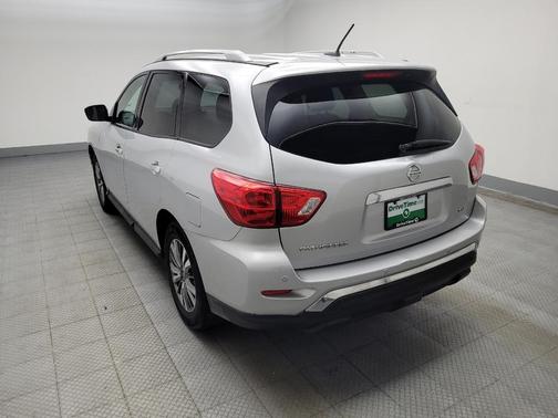 Brilliant Silver 2018 Nissan Pathfinder SV